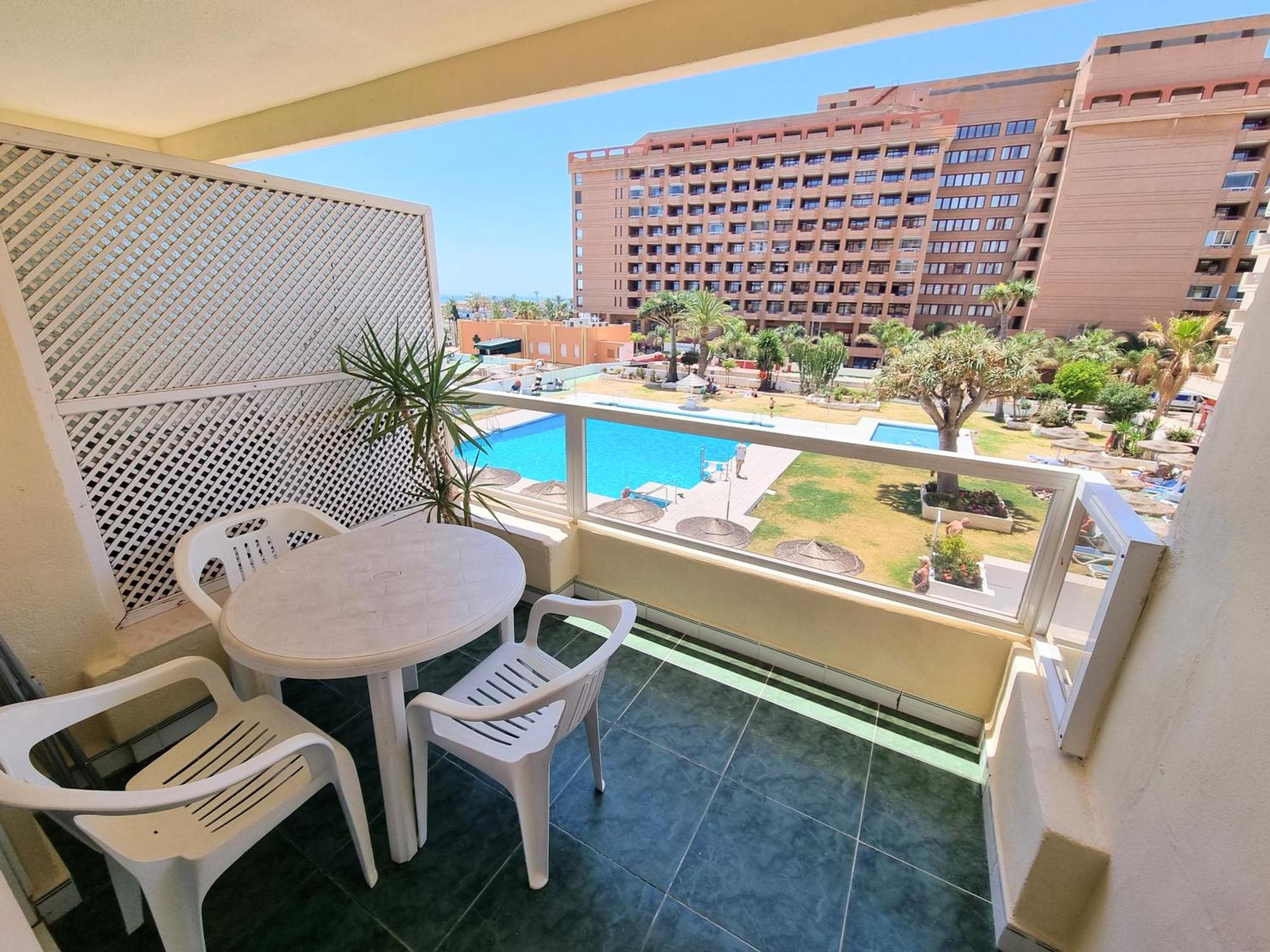 Pyr Beach And Pool Studio I Fuengirola Extérieur photo