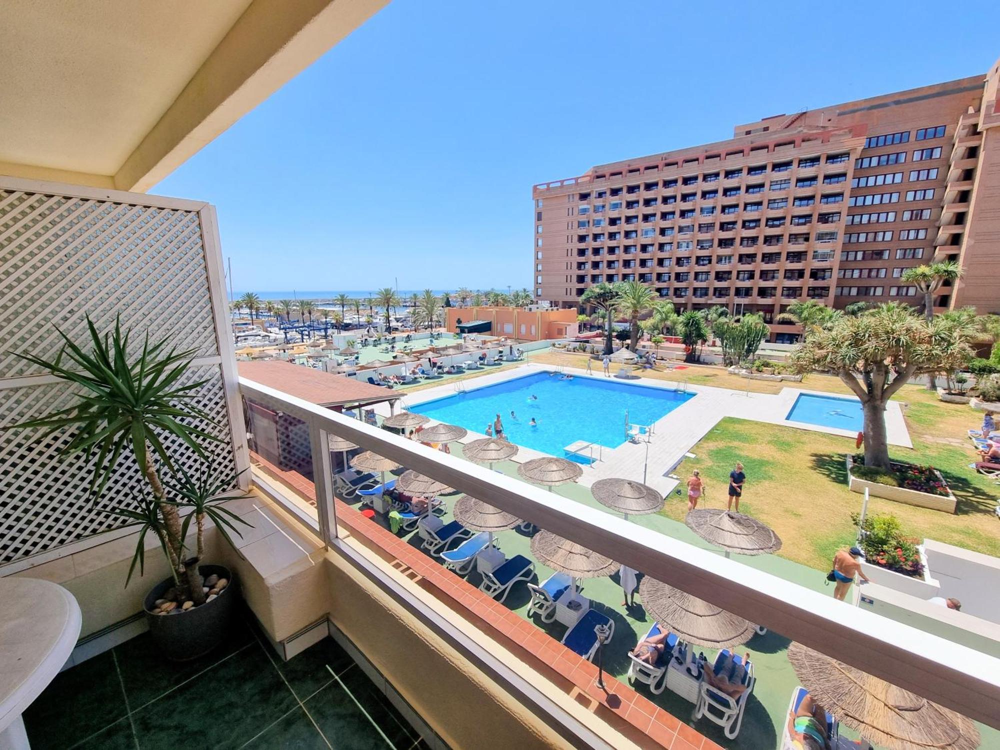 Pyr Beach And Pool Studio I Fuengirola Extérieur photo