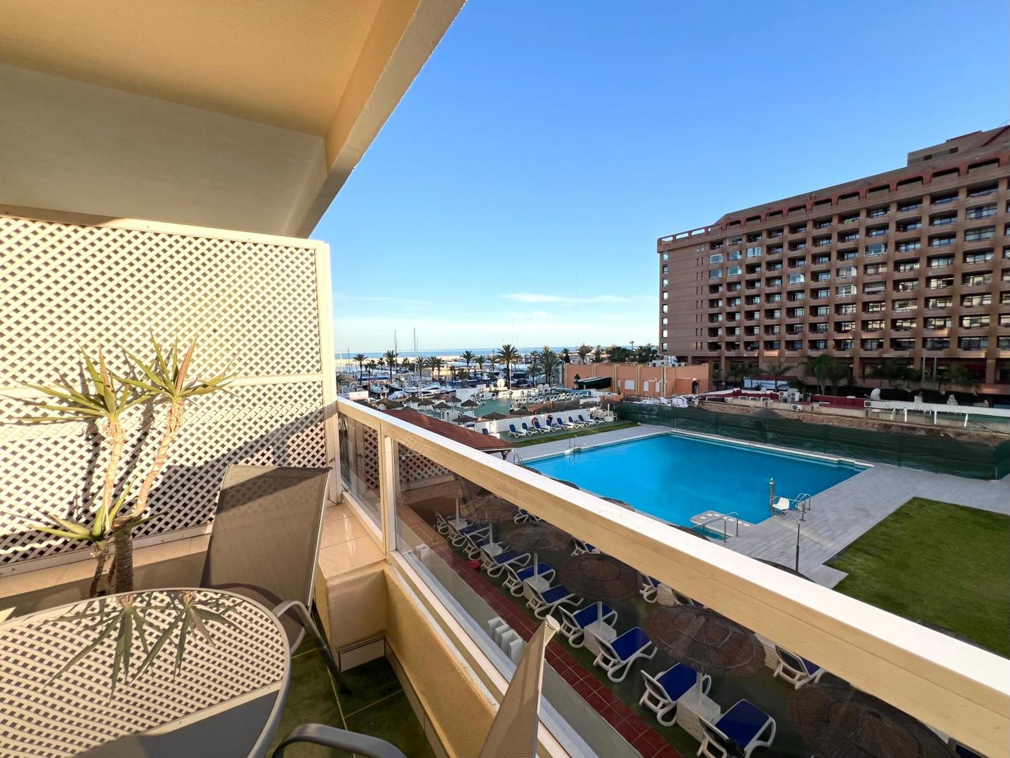 Pyr Beach And Pool Studio I Fuengirola Extérieur photo